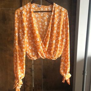 cross front crop top